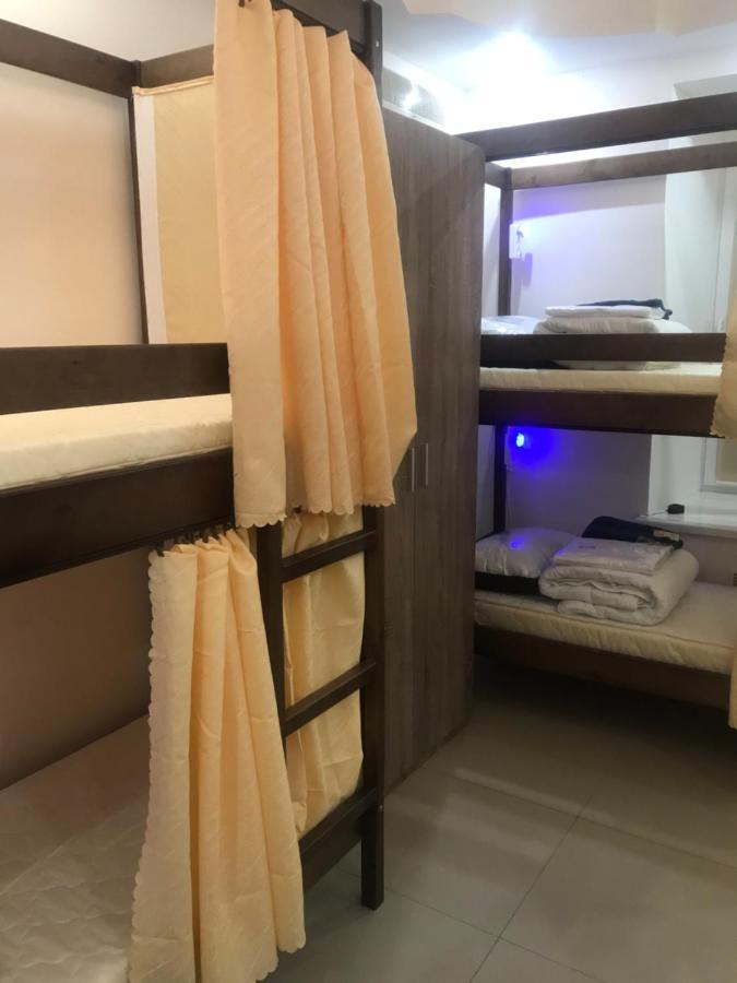 Ararat-Tarasa Shevchenka Hostel Киев Экстерьер фото