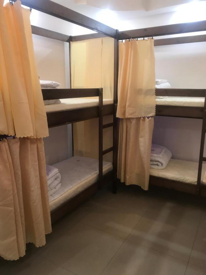 Ararat-Tarasa Shevchenka Hostel Киев Экстерьер фото