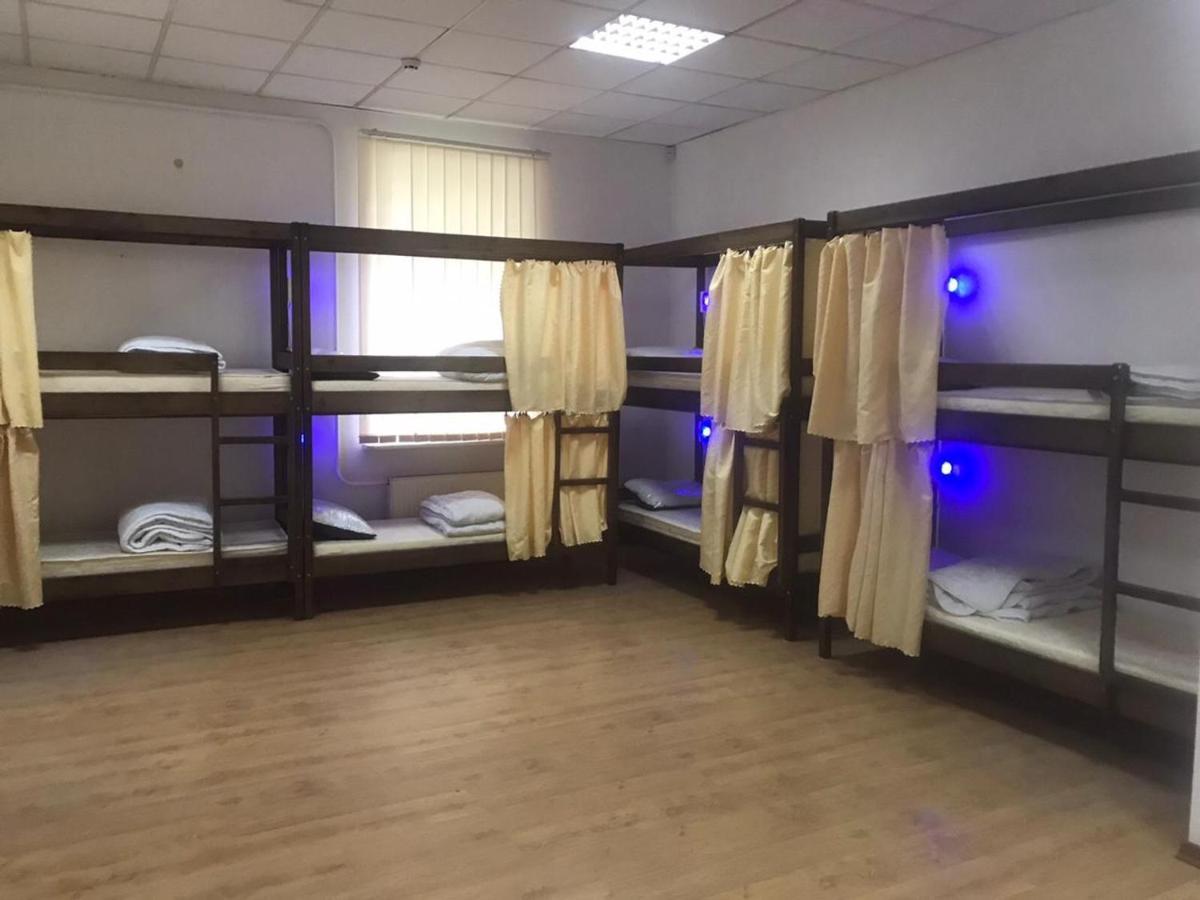 Ararat-Tarasa Shevchenka Hostel Киев Экстерьер фото