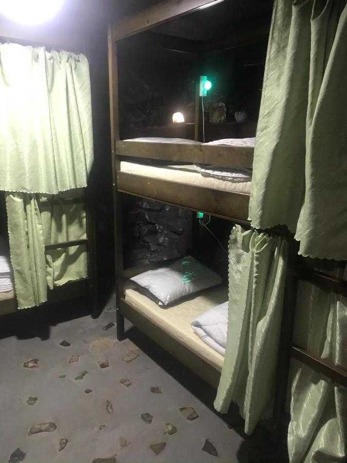 Ararat-Tarasa Shevchenka Hostel Киев Экстерьер фото